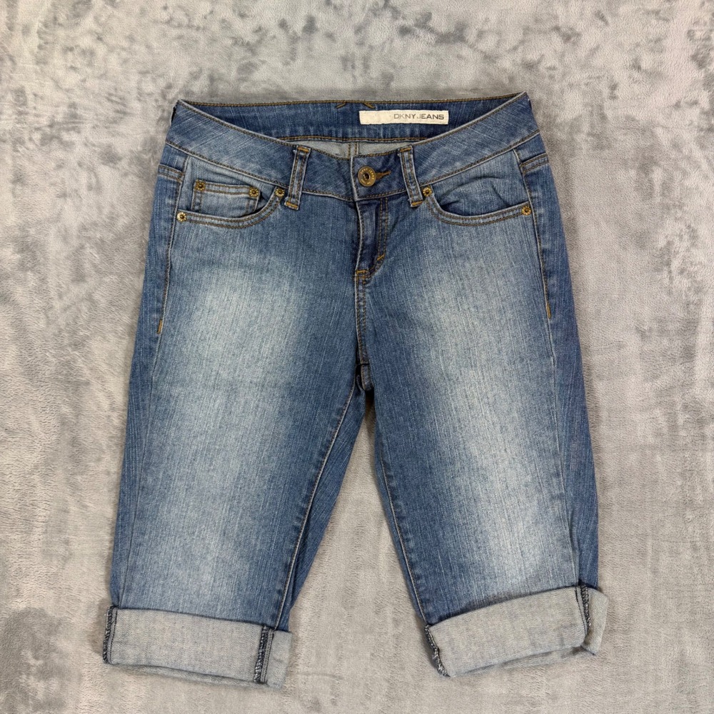 Vintage DKNY Cuffed Bermuda Shorts Women's Size 4 Blue‎ Denim Mid Rise